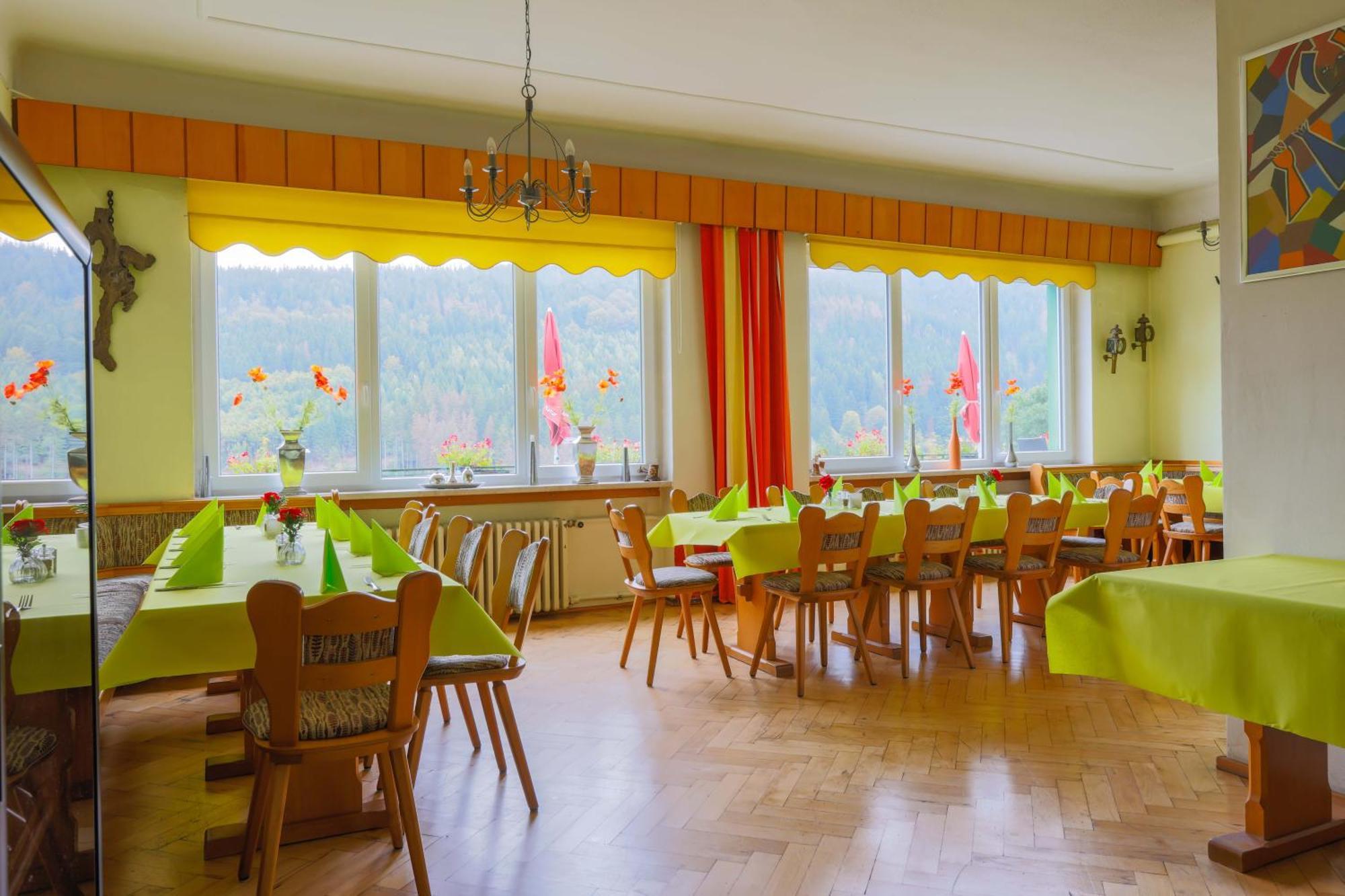 Pension Am Waldesrand Ilmenau Bagian luar foto